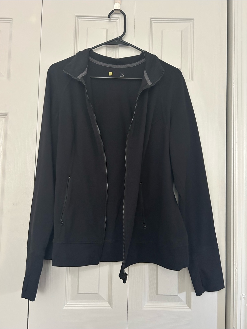 Xersion Black Hooded Zip-Up Bomber Jacket